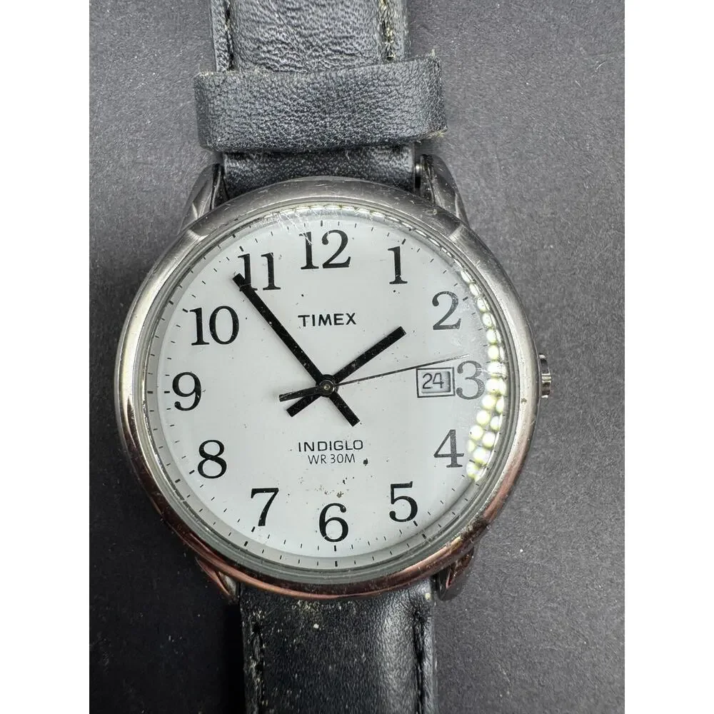 Timex Indiglo WR 30m Easy Reader Watch White Dial Black Leather Band 35mm